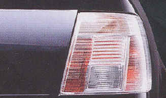 Audib5a4cleartaillights.jpg (94609 bytes)