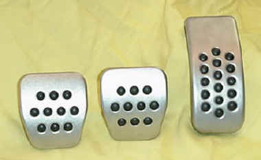 pedal2.jpg (24638 bytes)