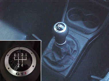shiftknob1.jpg (68177 bytes)